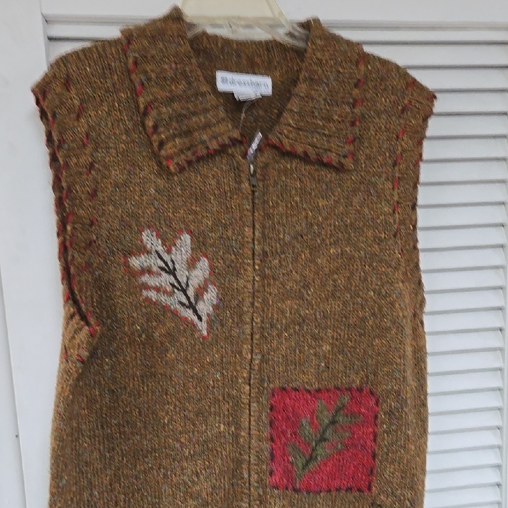 Designs by Dianne Brown Knit Vest with Leaf Pattern